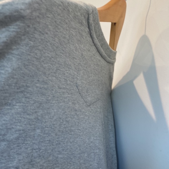 NEW Robert Graham Skull Crossbones Lightweight Sweatshirt - Picture 7 of 7